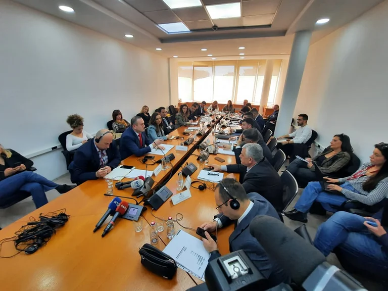 Boletini: Nous risquons de perdre des sommes importantes au tribunal