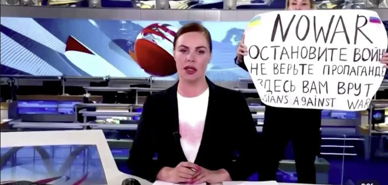 German media hire Russian journalist protesting war in Ukraine on live transmission