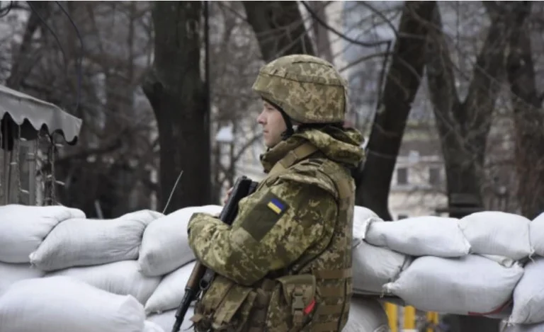 Plus de 2 000 hommes sont arrêtés en Ukraine :