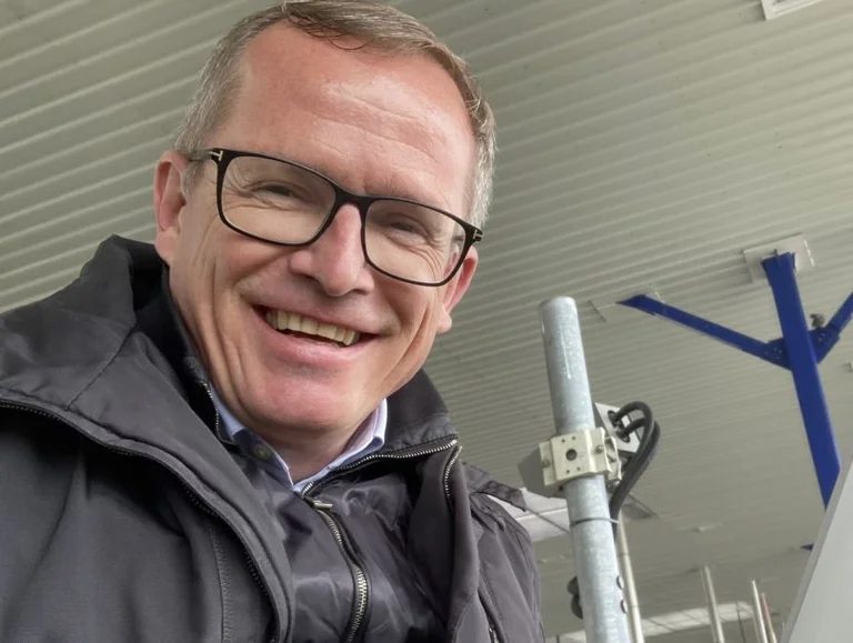 Austrian citizen not allowed to enter Serbia due to his criticism of Vuciqi