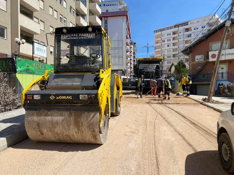 So it's April 1st, the <x0th street muarrem Fyza” is patching up