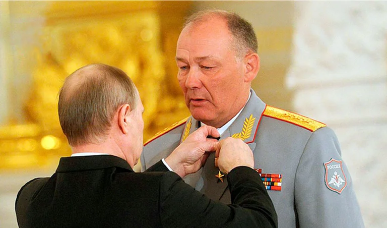 Russia replaces Syrian war commander experienced