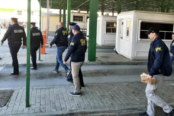 26 policiers arrêtés pour corruption aujourd'hui: Noms