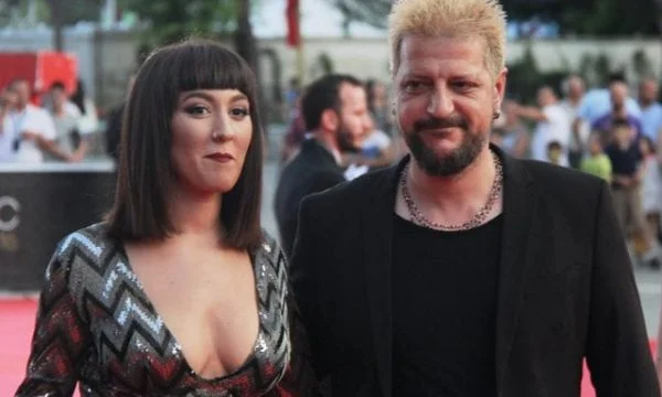 De quoi l'ex-mari de Sam a-t-il été condamné ?