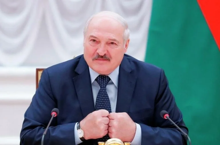 Belarusan Lukashenko wants to pry into Ukraine's talks