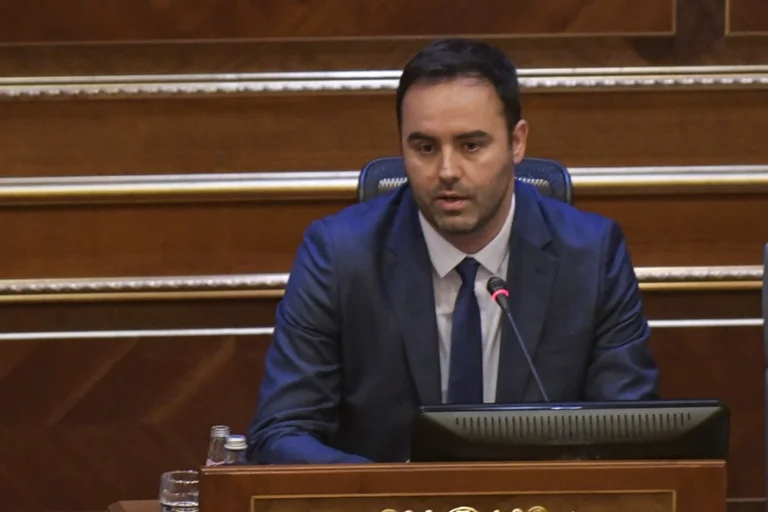 Attuale a Glauk Konjufca per due atti criminali