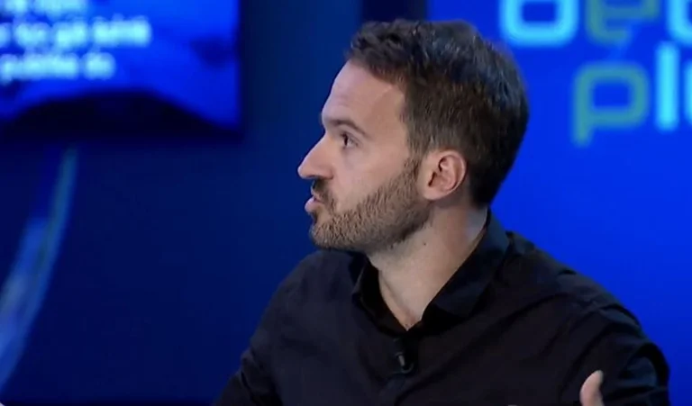 Frasher Krasniqi responds to Arlind Manjuka by counting his employment to VV)