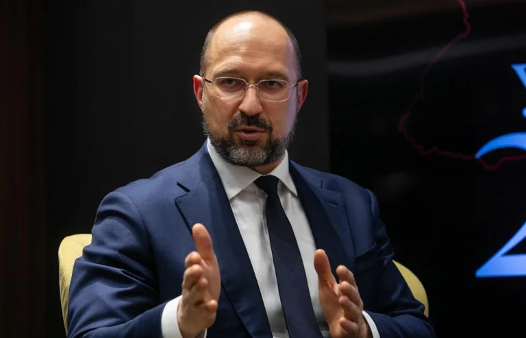 The prime minister of Ukraine - the world: Don't finance Russia to commit genocide