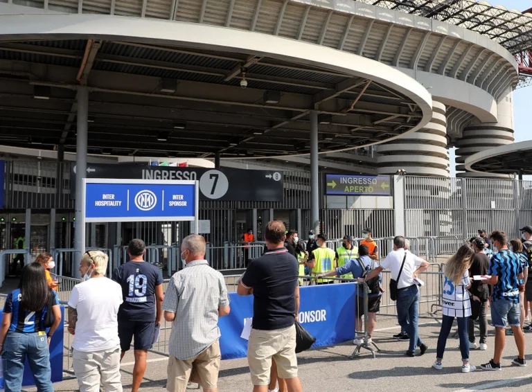 Milan and Inter have plans for the new stadium, will be outside Milan