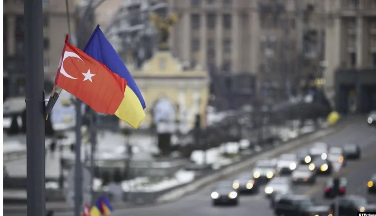 Turkey reopens embassy in Kiev