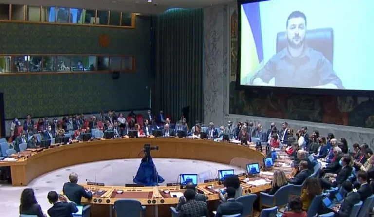 SEA: Zelenskiy présente une vidéo du crime de l'armée russe à l'ONU