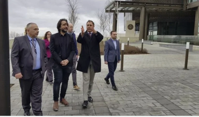 What he saw in the American Embassy, Rama Progress