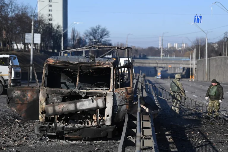 293 uomini, 201 donne, 40 ragazzi e 22 ragazze uccisi finora in Ucraina