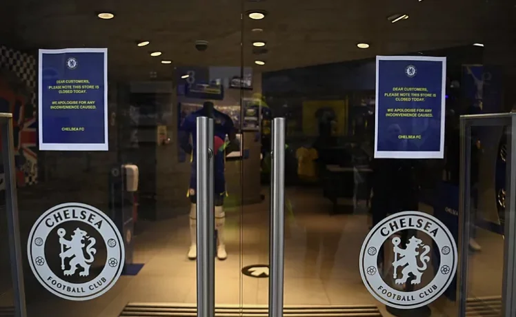 Chelsea's making things difficult for Carbourrant will pay the players for their matches