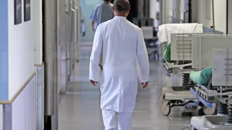Johnbalaj: For 3 months, over 64 doctors have received certificates to realise contracts outside Kosovo