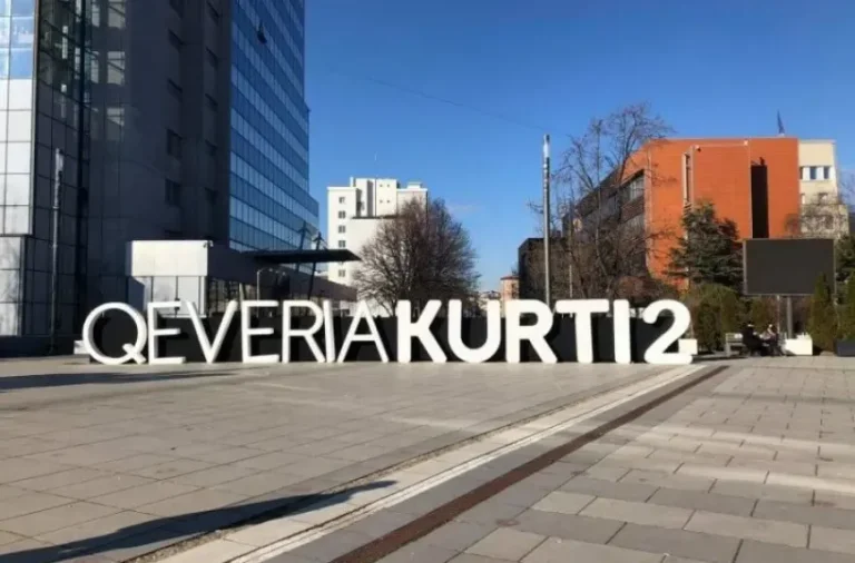 Sefa dances: Five Monday in a row for Kosovo institutions