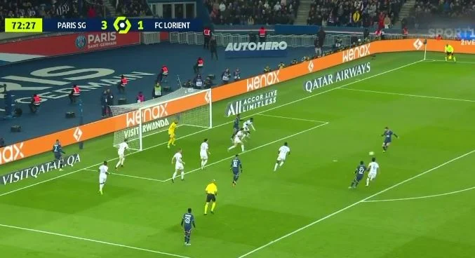 Oh, Messy, look how beautiful the net is to Lorient.