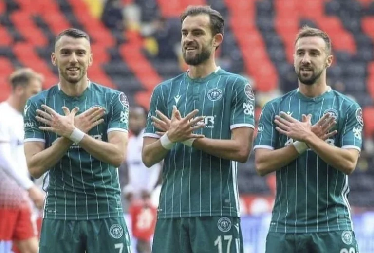 Zymer Bytyqi und Andrew Cekici für den türkischen Verein Konyaspor