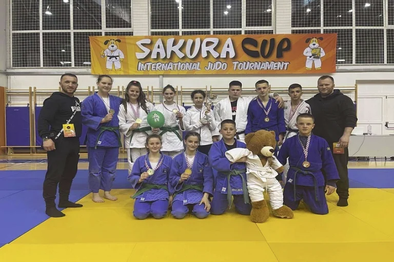 Otto medaglie per Judo club “Ippon” sul tour internazionale “Sakura Cup