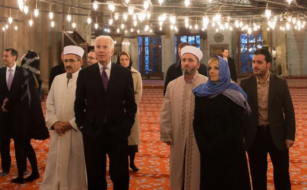 Joe Biden gratuliert Muslimen für den frühen Ramadan-Monat