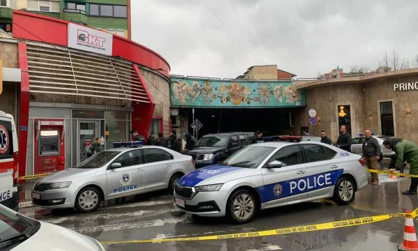 That's the amount of money thieves robbed yesterday with guns at a bank in Pristina