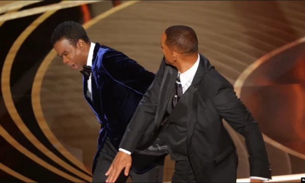 Will Smith makes the unexpected decision for “Oscars”, after he slaps stand-up stand-by Chris Rock.