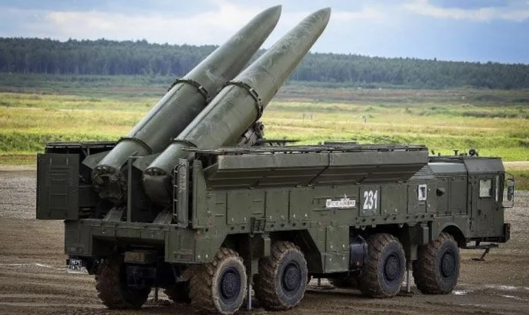 Russia strikes with missiles