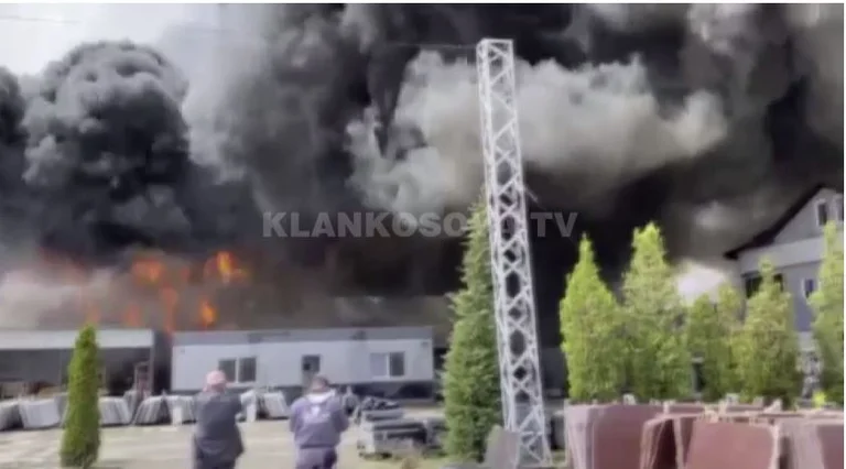 A paper processing plant was involved in Kosovo fire in Fushe