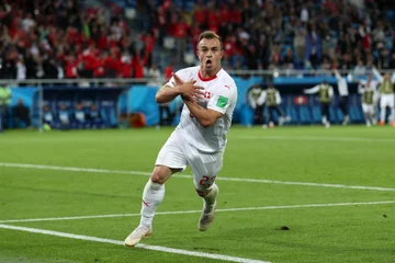 The World Short/ Shaqiri's Jaka bereit “bombardo” wieder Serbien