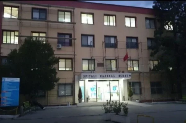Tres heridos por el mal tiempo en Albania