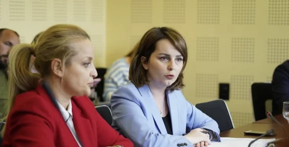 Vice Ministro: 2.000 casi di violenza contro le donne, 500 contro gli uomini