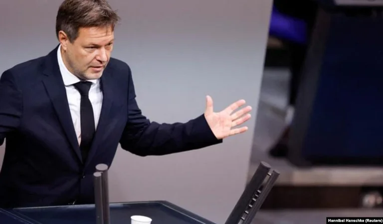 Germany activates emergency gas plan to secure supplies