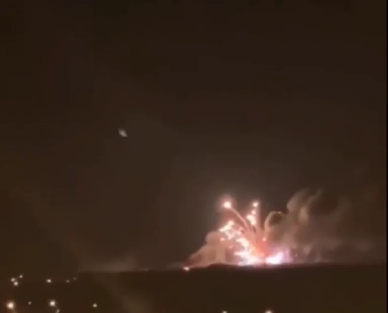 Signalé pour une explosion majeure en Russie (VIDEO)