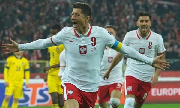 Polonia no comete ningún error, lleva a casa de Ibrahimovic