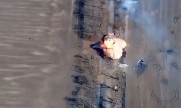 Ucrania bombardea un vehículo ruso: la línea al infierno ha crecido un poco