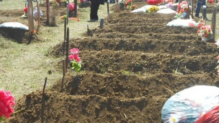 Il est albanais vivant à Belgrade, contre qui il y a des accusations pour le massacre d'Izbica