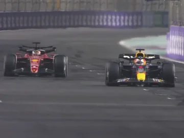 Verstappen zeigt großartig, mit dramatischem Finish das Rennen auf Forum 1