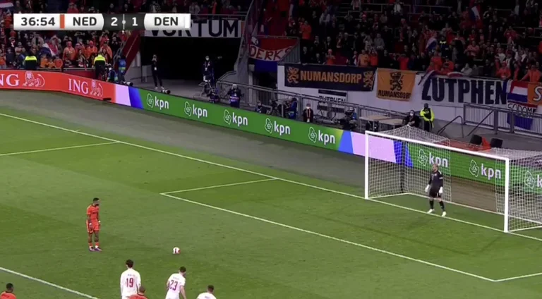 Holanda thellon epërsinë ndaj Danimarkës, Depay realizon