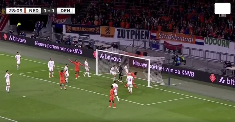 Holanda “tregon dhëmbët”, i shënon përsëri Danimarkës