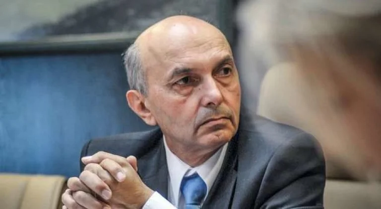 Mustafa për kritikat e QUINT’it ndaj Kurtit: Ndër reagimet më të rënda dhe me rrezik afatgjatë për vendin