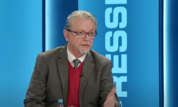 Gorani: Jemi një hap para konfliktit të armatosur me Serbinë, sipas deklaratave të Vuçiqit dhe Kurtit