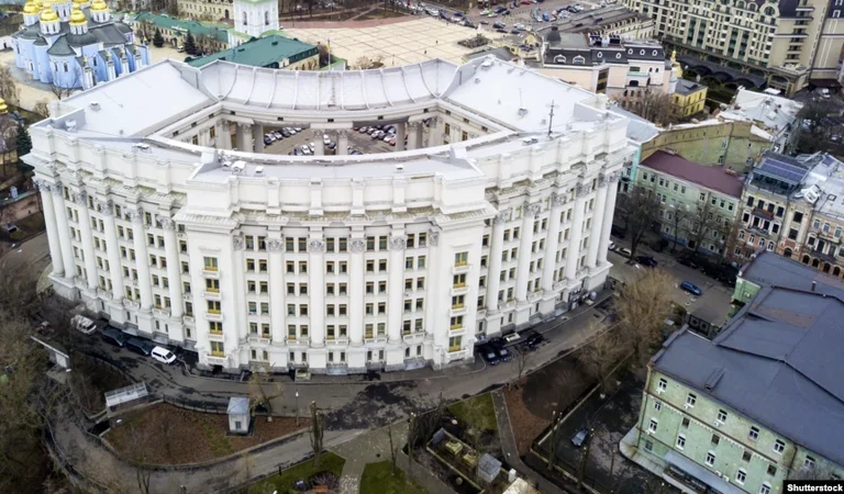 Ukraina dëbon diplomatë bjellorusë