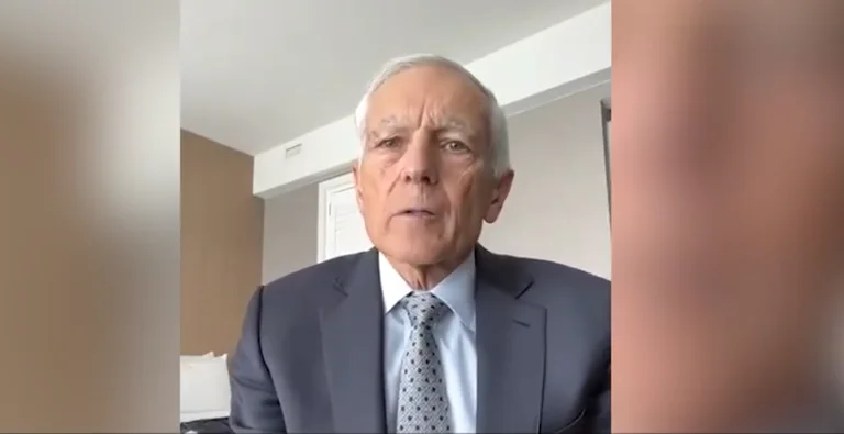 Na emocionon gjenerali Clark: Po punoj shumë që vëmendja jonë të jetë në Kosovë – ne amerikanët ju duam