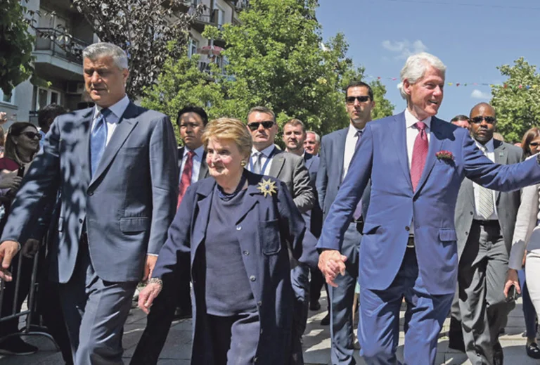 Kur ishte hera e fundit që znj. Albright vizitoi Kosovën