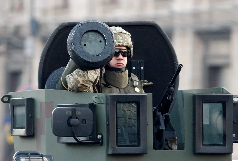 La Suède aide avec 5 000 armes antichars en Ukraine