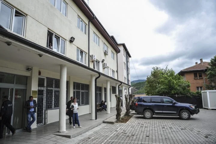 Vjen njoftimi nga KGJK-ja pas raportimit se kryetarja e Gjykatës Themelore në Mitrovicë mori pjesë në takimin me Vuçiqin
