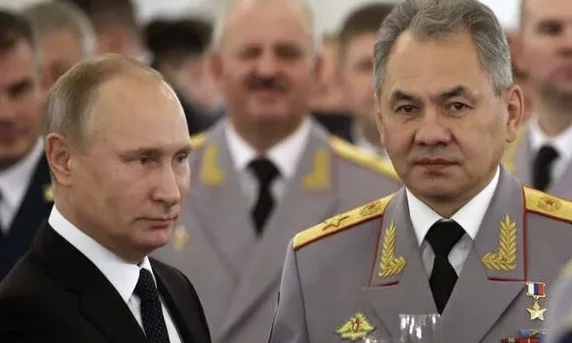 Numri dy i Kremlinit: Kush është Sergei Shoigu, njeriu që Putini e merr edhe në pushime