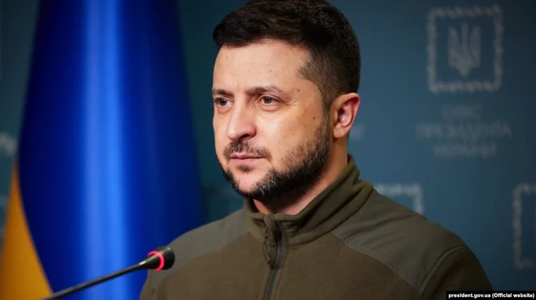 Ukraina kërkon armë për t’u mbrojtur nga Rusia