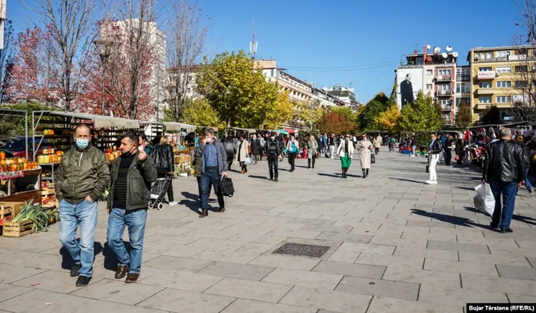 Lufta në Ukrainë ngadalëson edhe ekonominë e Kosovës