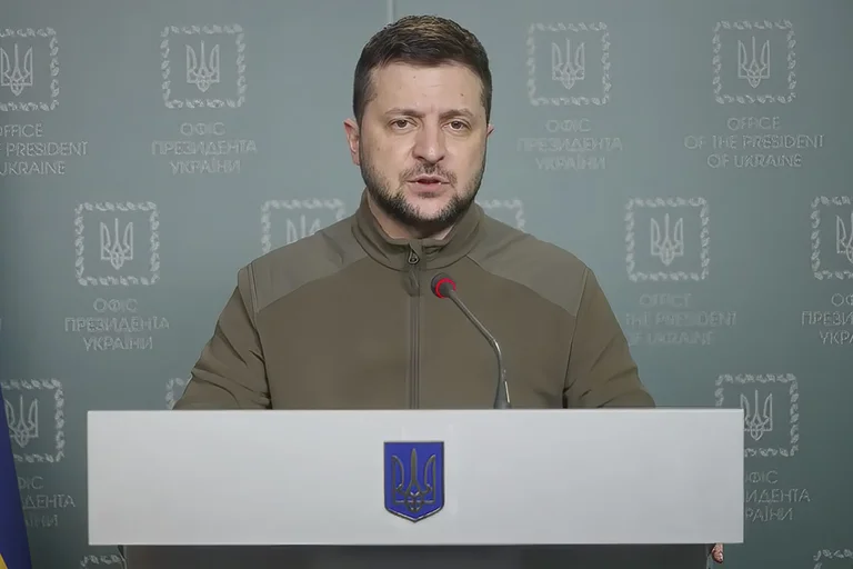 Zelensky, pilotëve rusë: Herët a vonë do të jeni përgjegjës për vrasjen e civilëve